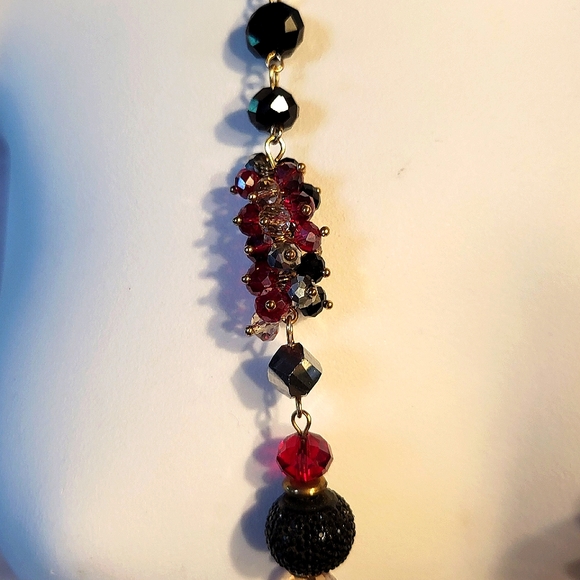 Elegant Gold Tone Chain / Leatherette Beaded Long Necklace - Picture 2 of 4